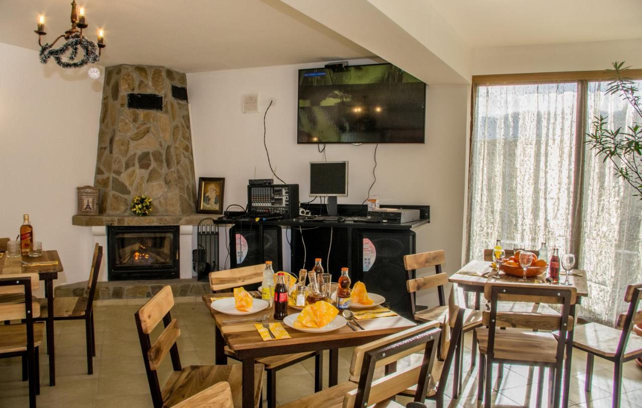 ריבריקה Family Hotel Virgin מראה חיצוני תמונה
